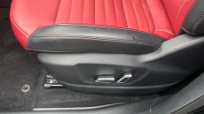 MG HS 1.5 T-GDI Trophy 5dr DCT Petrol Hatchback